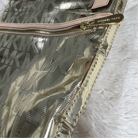 Michael Kors Gold Mirror Metallic Crossbody Purse EUC - Picture 3 of 11